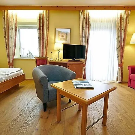 Gasthof-hotel Zur Post Samerberg Rosenheim