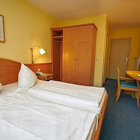 Gasthof-hotel Zur Post Samerberg 3*